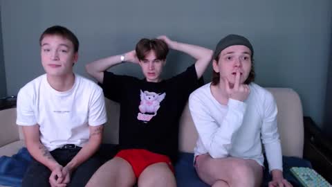 Snapshot of 2nc_ chatting on October 10, 2025, 9:41 am Eleot online show from October 10, 2025, 9:41 am