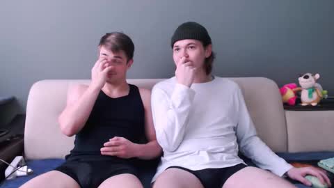 Snapshot of 2nc_ chatting on October 16, 2025, 8:48 am Eleot online show from October 16, 2025, 8:48 am