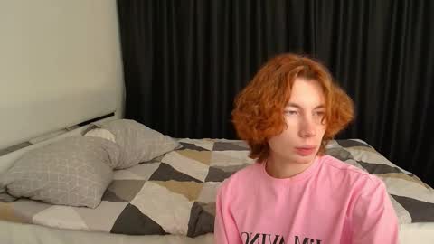 Snapshot of 2nc_ chatting on November 3, 2025, 3:35 pm Eleot online show from November 3, 2025, 3:35 pm