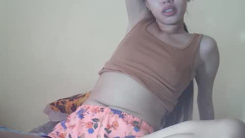 Snapshot of 2pinaybeauty chatting on November 22, 2025, 6:12 am 2pinaybeauty online show from November 22, 2025, 6:12 am