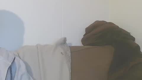 Snapshot of 2small4you83 chatting on February 11, 2025, 4:01 am 2small4you83 online show from February 11, 2025, 4:01 am