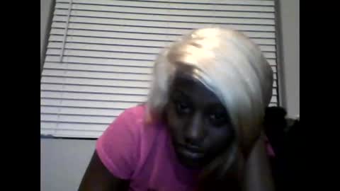 GamerBaddieLux online show from October 26, 2025, 4:18 am