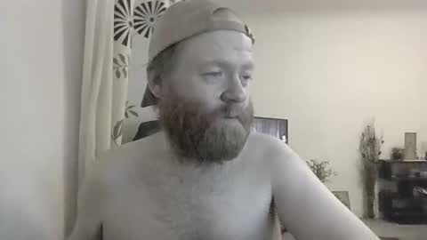 33UK online show from October 30, 2025, 12:01 am