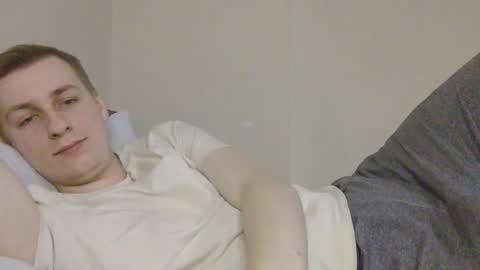 Snapshot of 3andy3 chatting on November 18, 2025, 7:57 am Andy online show from November 18, 2025, 7:57 am