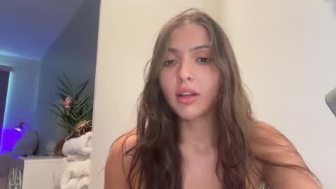 Venus Raee online show from May 19, 2026, 8:15 pm