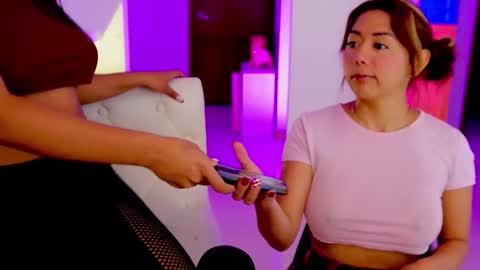 Snapshot of 3kam_amazonian chatting on January 16, 2025, 9:27 am independent model online show from January 16, 2025, 9:27 am