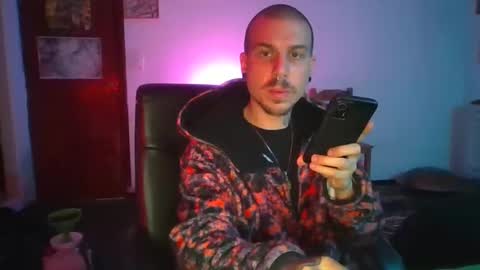 3n3v3 online show from November 9, 2025, 6:33 am