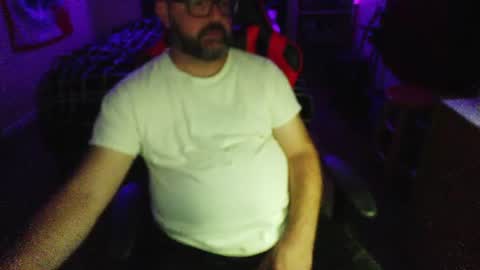 3ndlessmike online show from August 5, 2026, 4:59 am