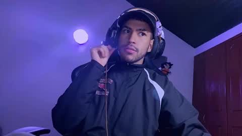 E V I L online show from January 6, 2026, 12:14 am