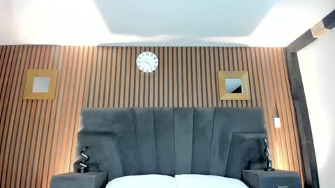 3X NAXAA online show from October 13, 2025, 12:49 pm