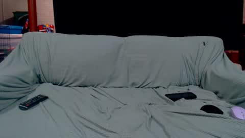 420bunnie online show from March 7, 2025, 4:35 am