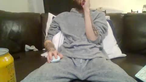 420feetloverr420 online show from January 9, 2026, 3:20 am