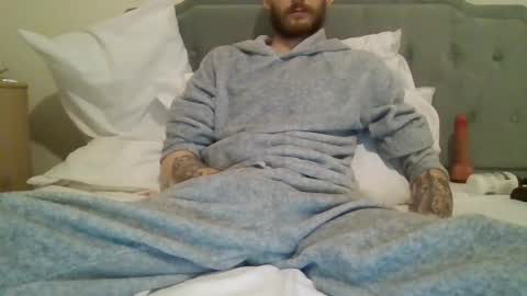 420feetloverr420 online show from March 5, 2026, 2:02 pm