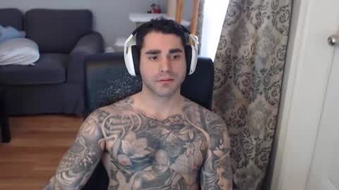 Snapshot of 420randomguy chatting on February 17, 2026, 4:35 pm Anomander Rake online show from February 17, 2026, 4:35 pm