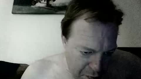 Snapshot of 4rtt43 chatting on February 26, 2026, 6:40 pm robert online show from February 26, 2026, 6:40 pm