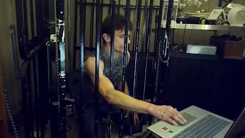 4u2keeplockedup online show from October 23, 2025, 6:45 am