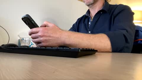 555tony555 online show from April 10, 2026, 2:28 am