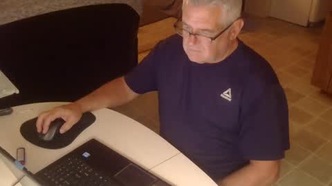 Snapshot of 55mnc chatting on October 10, 2025, 11:04 pm Joe online show from October 10, 2025, 11:04 pm