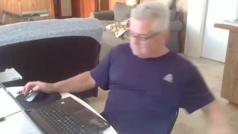 Snapshot of 55mnc chatting on October 24, 2025, 8:38 pm Joe online show from October 24, 2025, 8:38 pm