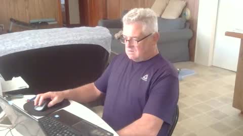 Snapshot of 55mnc chatting on October 25, 2025, 5:19 pm Joe online show from October 25, 2025, 5:19 pm