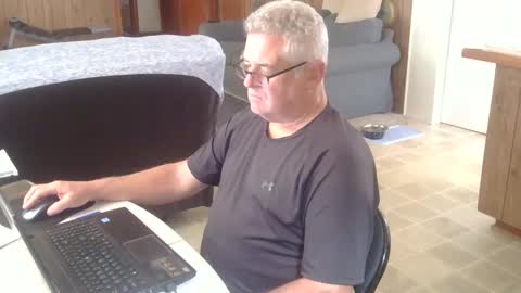 Snapshot of 55mnc chatting on November 22, 2025, 4:06 pm Joe online show from November 22, 2025, 4:06 pm