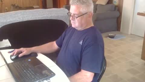 Snapshot of 55mnc chatting on November 25, 2025, 5:02 pm Joe online show from November 25, 2025, 5:02 pm