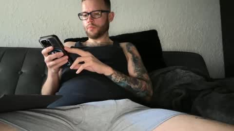 Snapshot of 662am chatting on February 7, 2025, 8:53 pm the662am online show from February 7, 2025, 8:53 pm