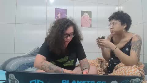 Snapshot of 666afrodite chatting on October 17, 2025, 5:10 am 666afrodite online show from October 17, 2025, 5:10 am