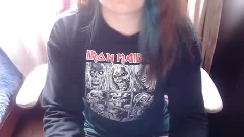 Snapshot of 666maskgirl chatting on July 2, 2026, 5:19 pm SHANNON online show from July 2, 2026, 5:19 pm