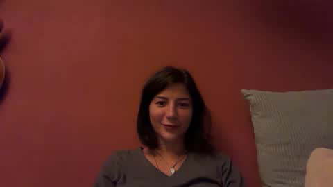 Little Shy Girl online show from September 25, 2025, 8:12 pm