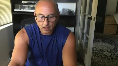 daddy vegas  for single women and couples here online show from August 8, 2026, 12:02 am