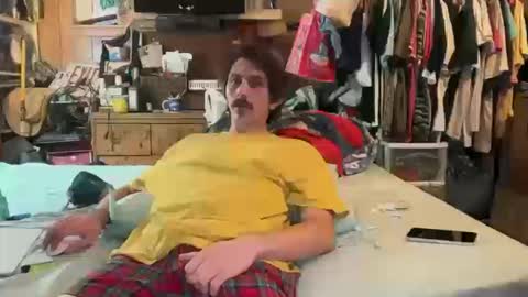 Snapshot of 69j0hndo chatting on October 14, 2025, 8:26 am FUCKR online show from October 14, 2025, 8:26 am