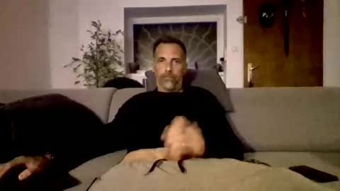 Num online show from March 26, 2026, 6:57 pm