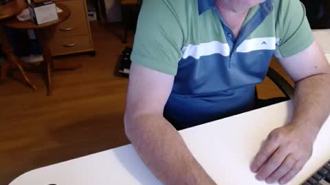 Snapshot of 69pifpaf chatting on October 27, 2025, 7:56 am 69pifpaf online show from October 27, 2025, 7:56 am