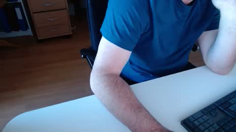 69pifpaf online show from December 21, 2025, 12:45 pm