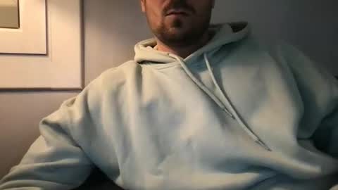 6tu online show from April 7, 2026, 8:09 pm