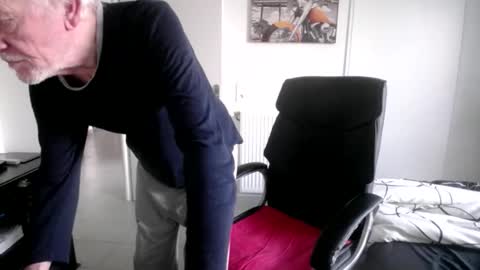 73yves online show from January 6, 2026, 7:56 am