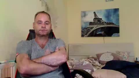 Snapshot of 77777_20225 chatting on September 25, 2025, 1:48 pm 77777 bigmax online show from September 25, 2025, 1:48 pm