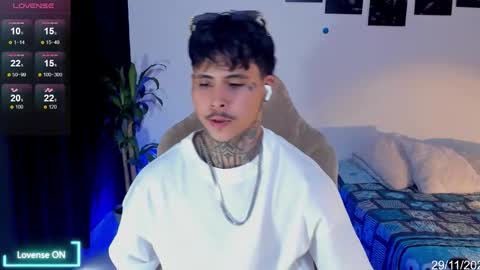 Stefan online show from November 29, 2025, 9:18 pm