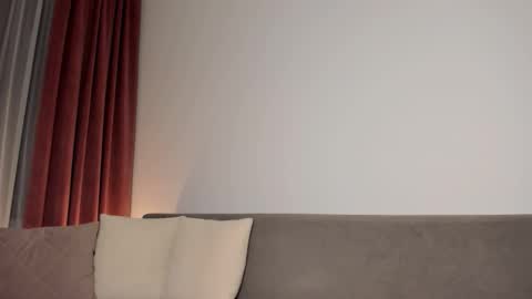 Snapshot of 787_fm chatting on November 10, 2025, 7:35 pm Anna online show from November 10, 2025, 7:35 pm