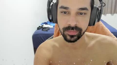 Snapshot of 7_high chatting on December 1, 2025, 6:24 pm high online show from December 1, 2025, 6:24 pm