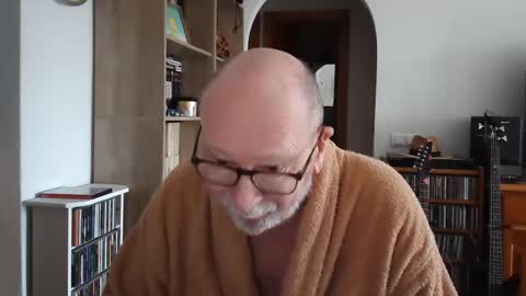 Snapshot of 7thsojourn chatting on March 8, 2025, 4:39 pm Papi online show from March 8, 2025, 4:39 pm