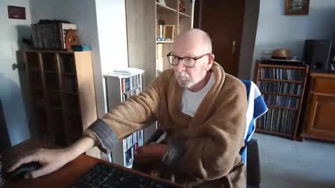  Papi  online show from March 16, 2026, 5:28 pm