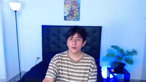 Snapshot of 7zyan chatting on December 1, 2025, 2:44 pm zyan online show from December 1, 2025, 2:44 pm