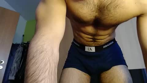 Snapshot of 8000zuerich chatting on January 8, 2026, 11:23 am Nicolas online show from January 8, 2026, 11:23 am