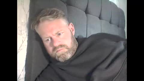 Snapshot of 81jonnyx chatting on March 10, 2025, 12:15 pm 81jonnyx online show from March 10, 2025, 12:15 pm