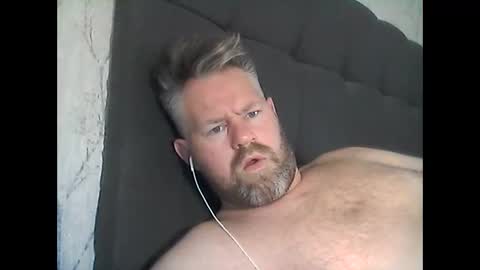 Snapshot of 81jonnyx chatting on March 11, 2025, 7:26 am 81jonnyx online show from March 11, 2025, 7:26 am