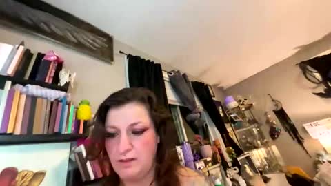 Snapshot of 88heygirlhey88 chatting on March 3, 2026, 5:46 am That girl online show from March 3, 2026, 5:46 am