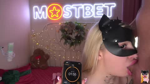 Snapshot of 8abycat chatting on December 12, 2024, 12:12 pm 8abycat Help us reach 250 thumbs up online show from December 12, 2024, 12:12 pm