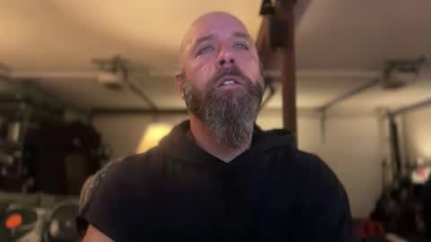 8curveforyou online show from November 12, 2025, 3:45 pm